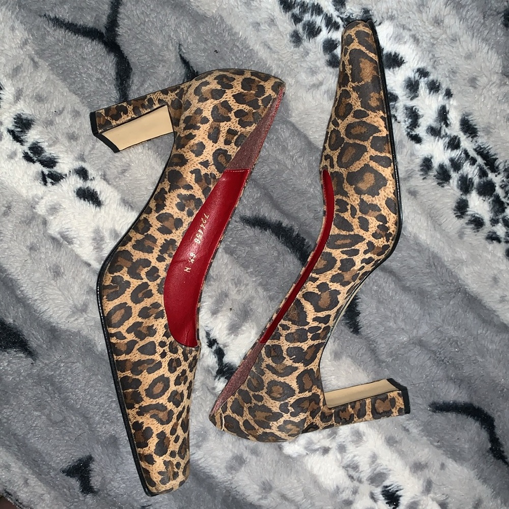 Costa Blanca Animal Print Heels — 8.5 Narrow - Picture 7 of 14